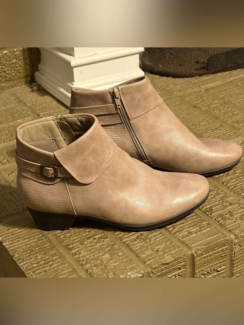 Kim Rogers Women's Ankle Booties in Light Taupe